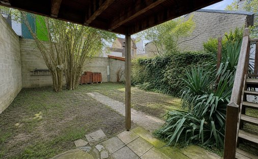 House in Parcs, Romainville, France 1