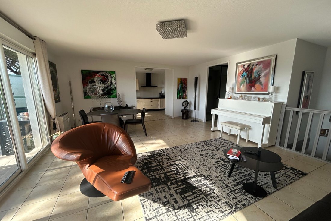Villa in Ville-Les Saquedes-Le Bouillonnet, Sainte-Maxime, France 3 - 18567689