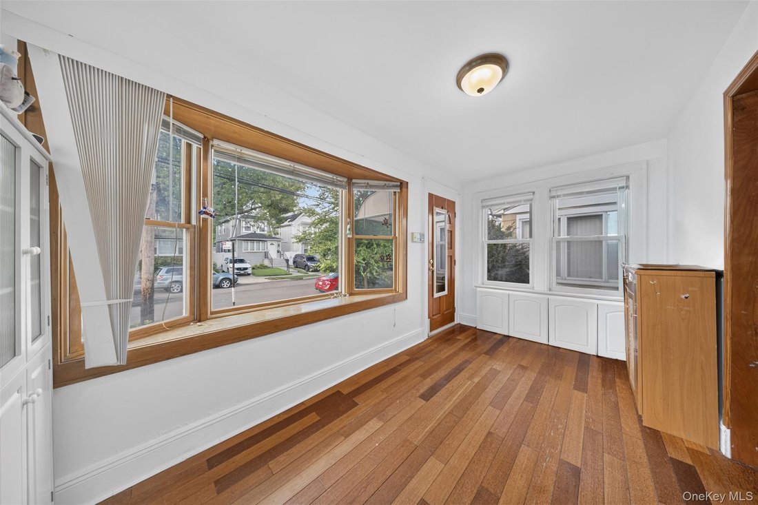 House in New York, New York, United States 3 - 18566996