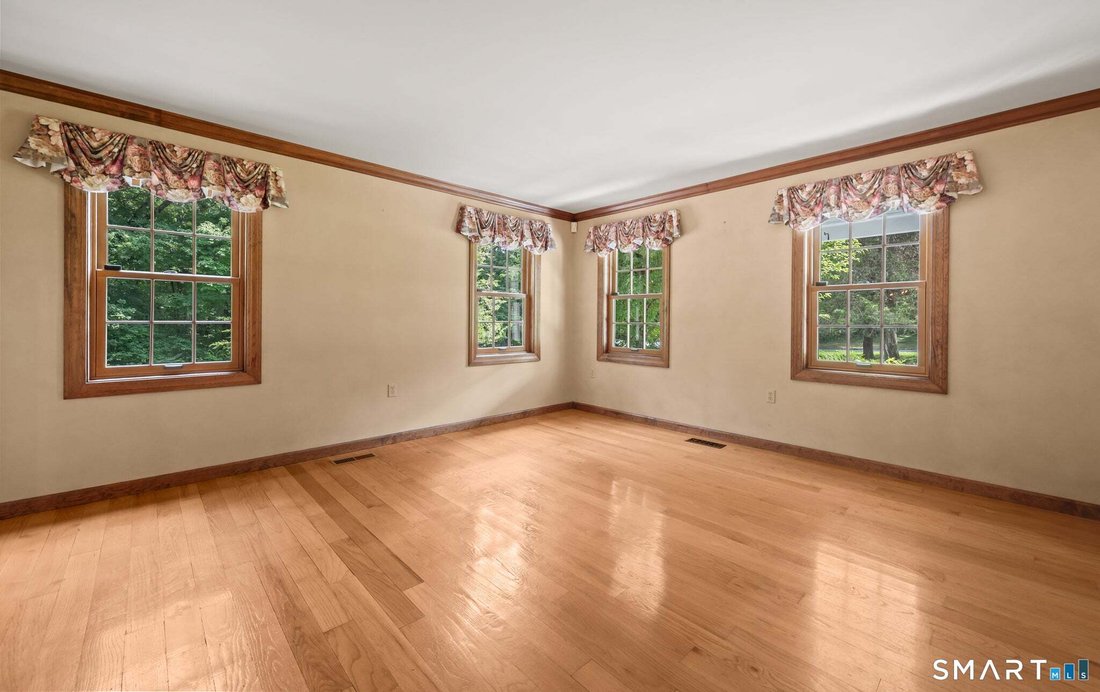 House in Southbury, Connecticut, United States 5 - 18566960