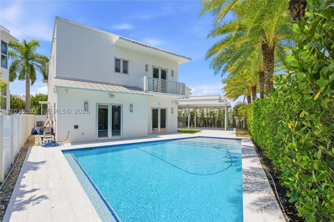 House in Doral, Florida, United States 4 - 17864836