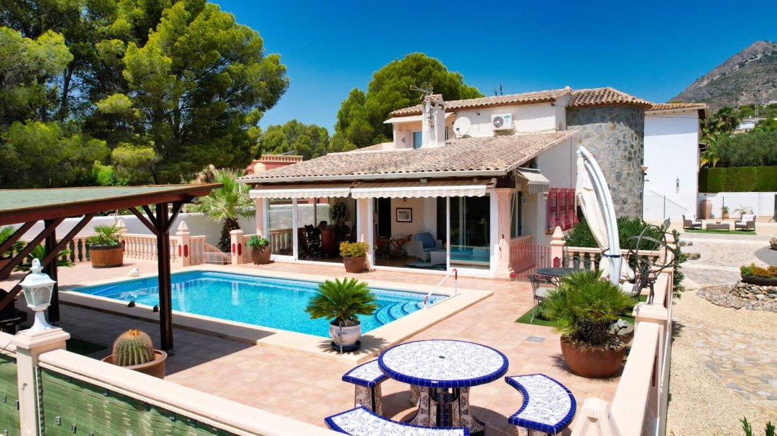 Villa in Altea, Valencian Community, Spain 2 - 18444020