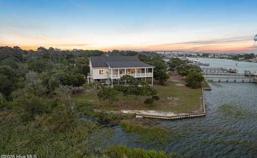 Haus in Holden Beach, North Carolina, Vereinigte Staaten 1