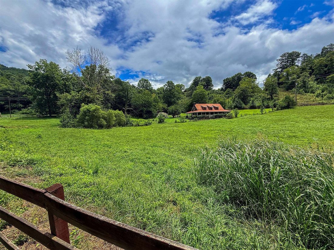 House in Sylva, North Carolina, United States 4 - 18566907