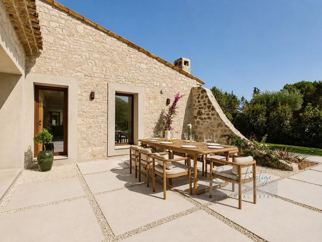 Villa in Mougins, Provence-Alpes-Côte d'Azur, France 5 - 18572239