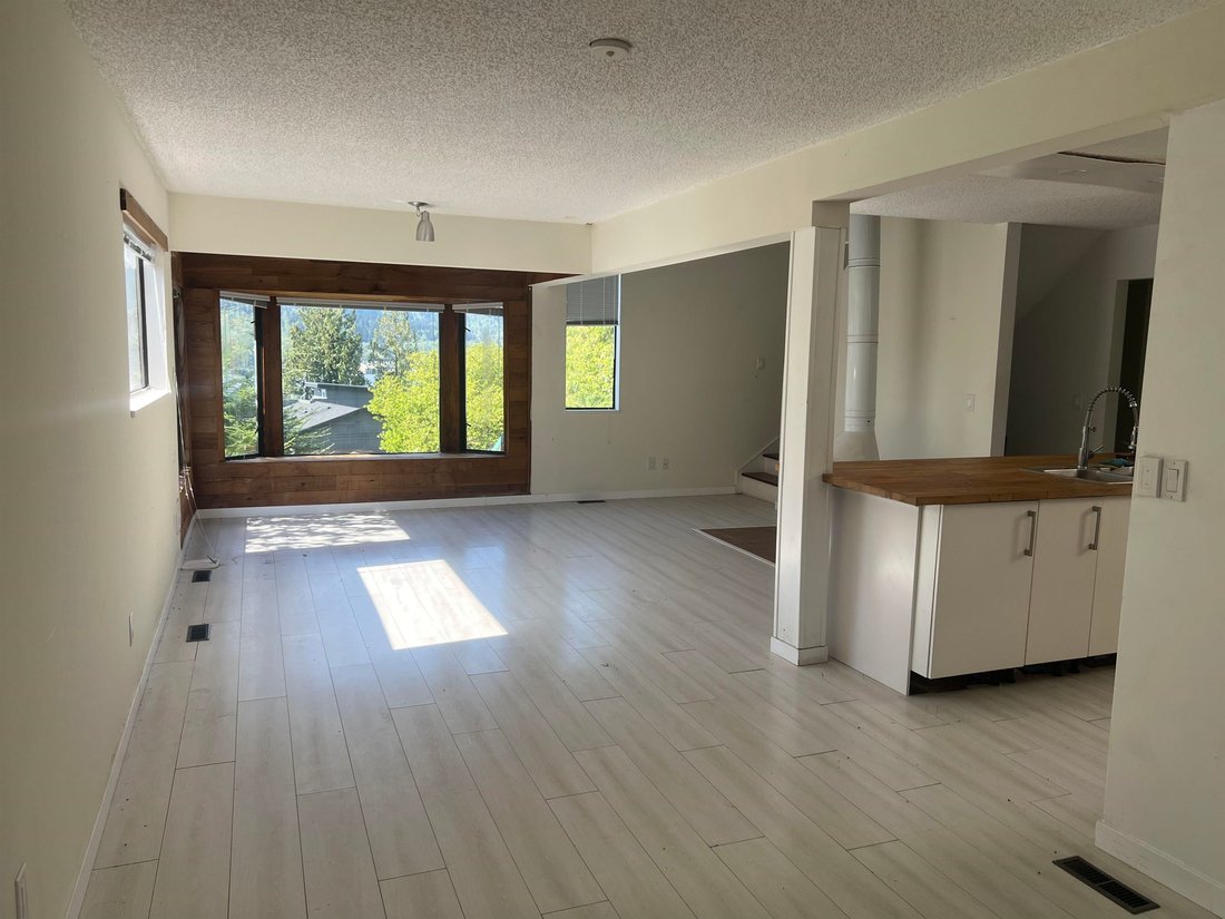 House in Port Moody, British Columbia, Canada 4 - 18570265