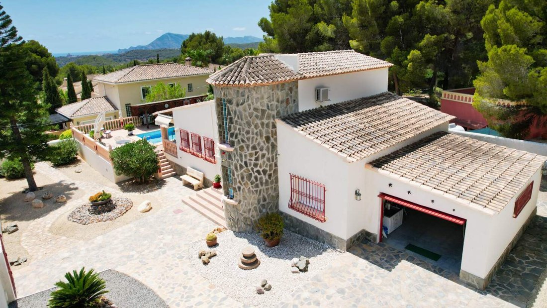 Villa in Altea, Valencian Community, Spain 3 - 18444020