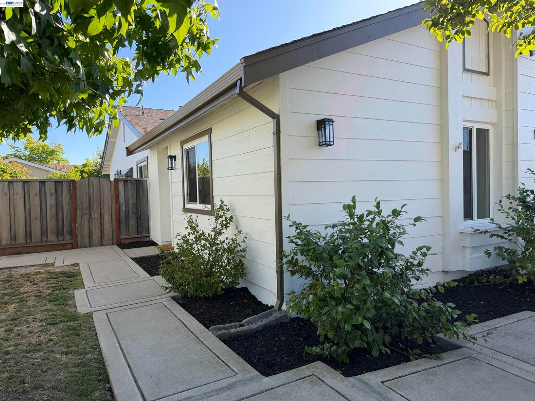 House in Newark, California, United States 2 - 18570993