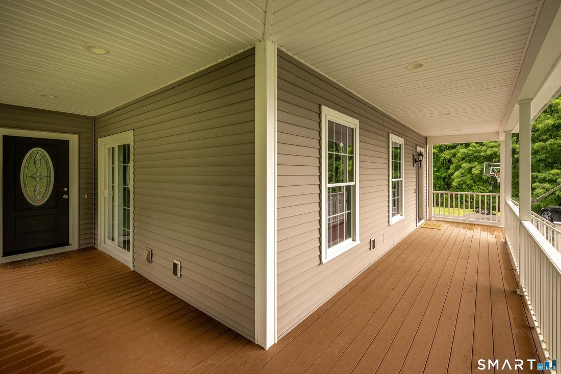 House in Danbury, Connecticut, United States 4 - 18566969