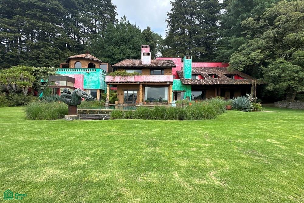 House in Valle de Bravo, State of Mexico, Mexico 5 - 18026973