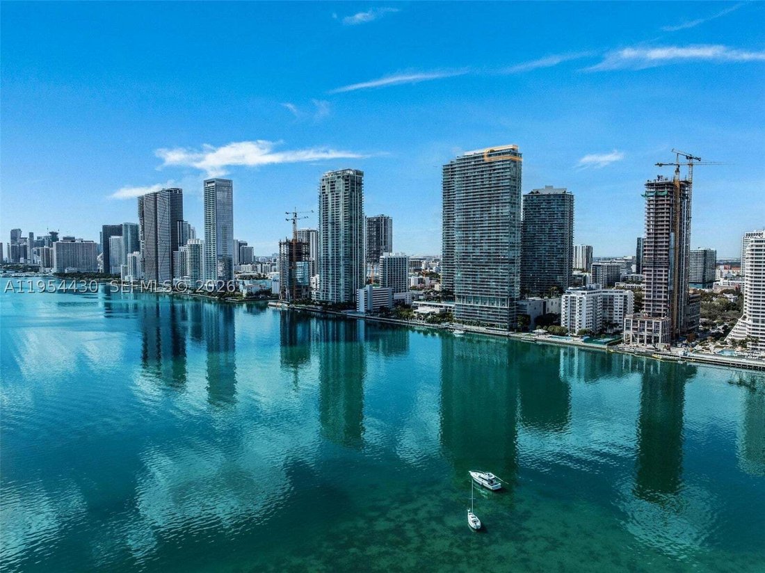 Condo in Miami, Florida, United States 4 - 17222518