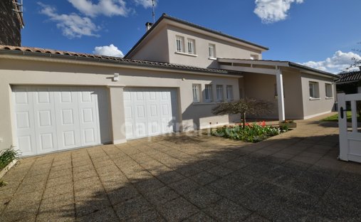 Villa in Marmande, Nouvelle-Aquitaine, France 1