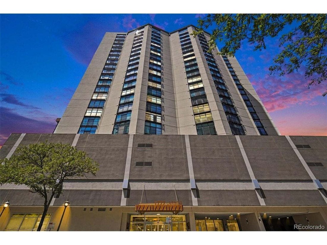 Condo in Denver, Colorado, United States 1 - 18569052