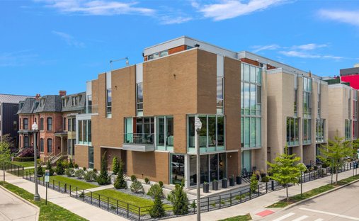 Condo in Detroit, Michigan, United States 1