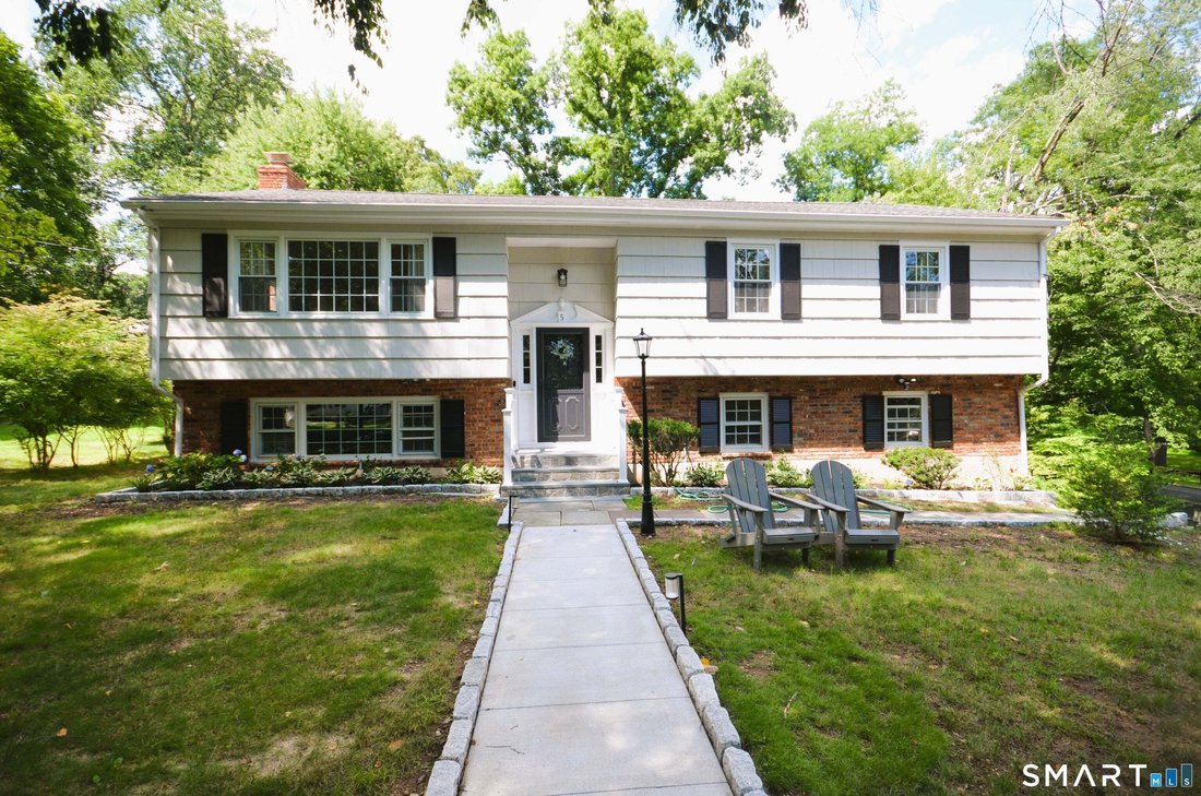 House in Stamford, Connecticut, United States 2 - 18568472
