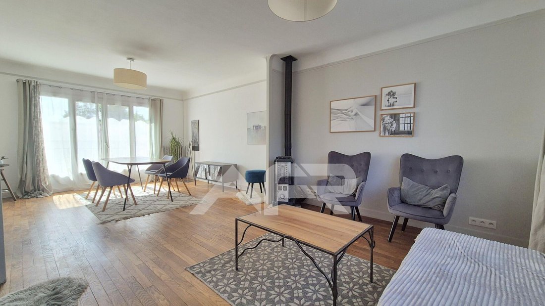 House in Chatou, Ile-de-France, France 1 - 18570871