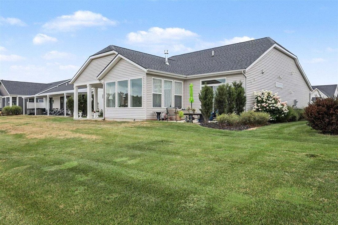 Condo in Plainfield charter Township, Michigan, United States 4 - 18567054