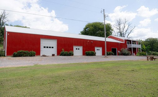 House in Pleasant Shade, Tennessee, United States 1