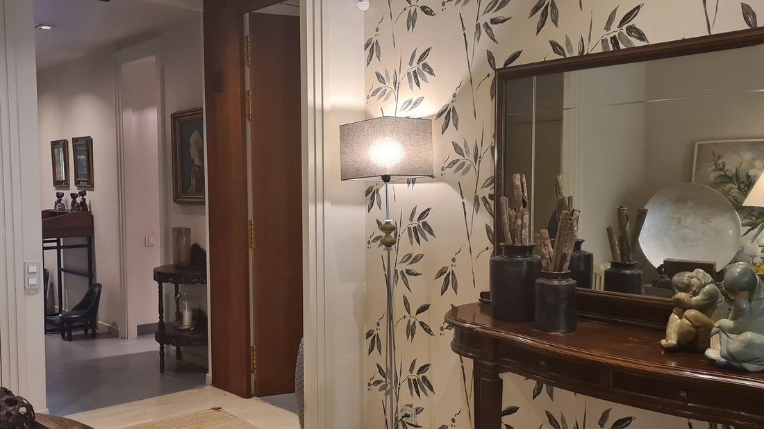 Apartment in Sarrià-Sant Gervasi, Barcelona, Spain 2 - 18300096