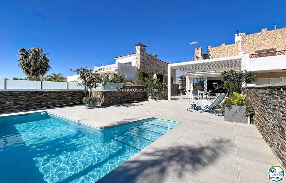 House in Empuriabrava, Catalonia, Spain 3 - 18352102