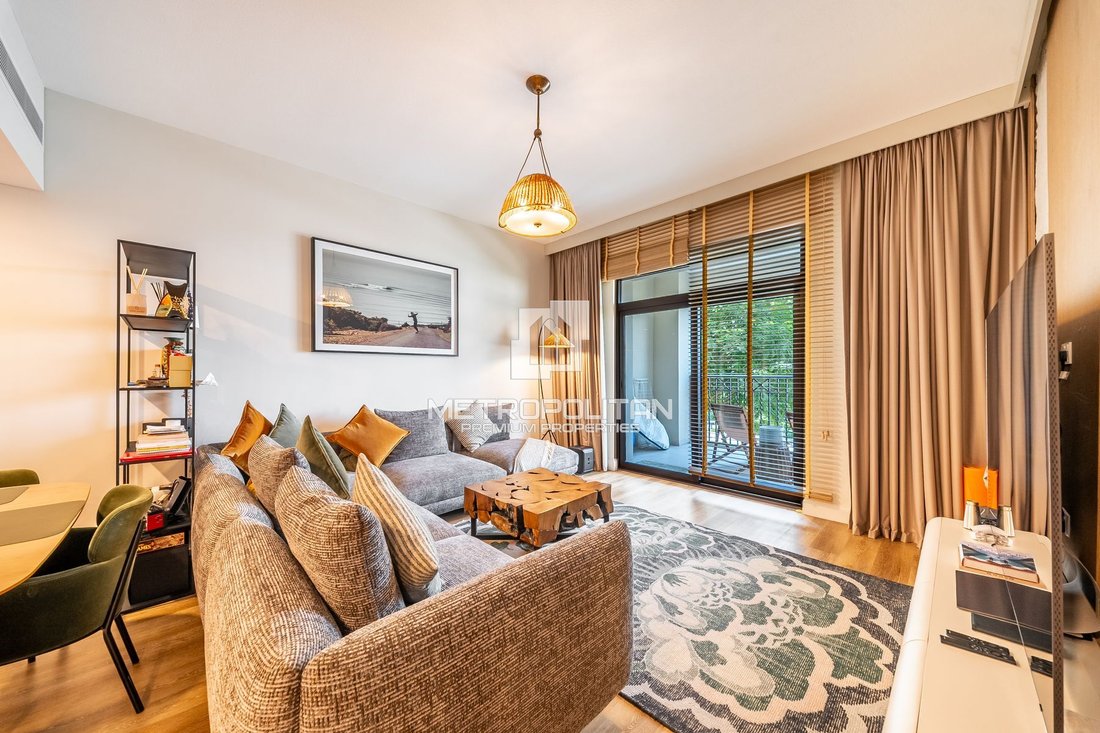 Apartment in Umm Suqeim, Dubai, United Arab Emirates 1 - 18526736