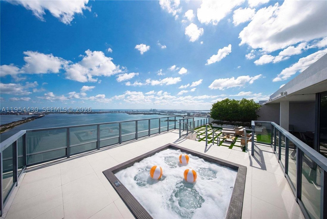 Condo in Miami, Florida, United States 1 - 17222518