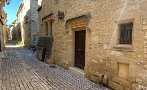 Casa a Uzès, Occitania, Francia 1