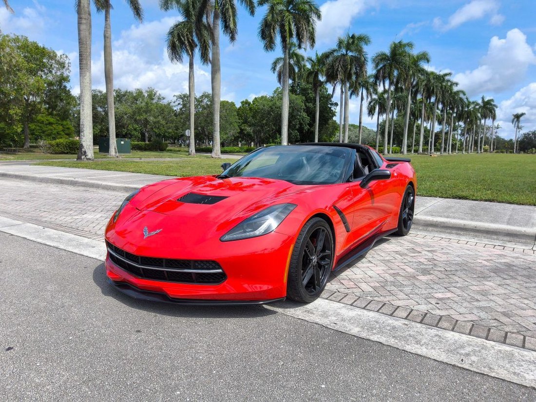 Coupe in Pompano Beach, FL, United States 3 - 18569913