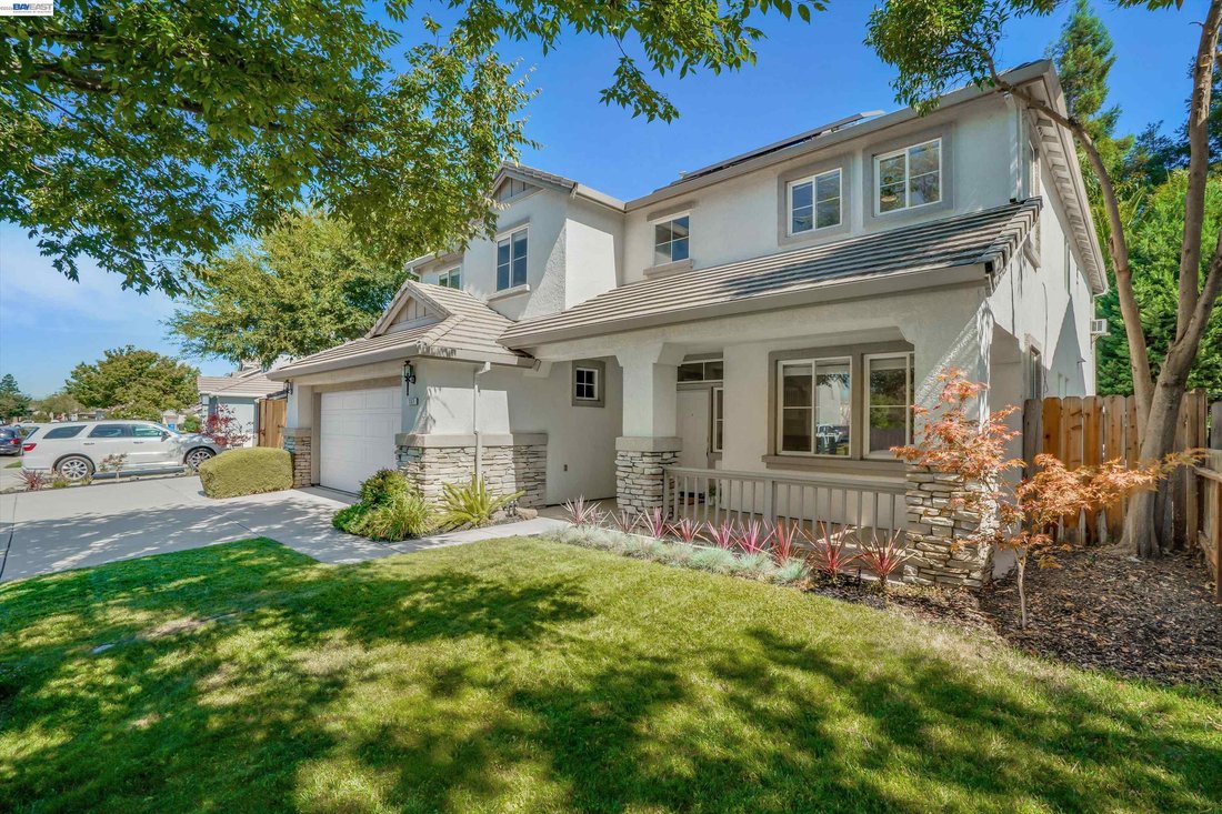 House in Manteca, California, United States 3 - 18572091
