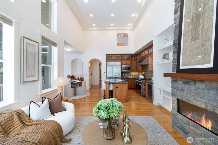 Condo in Bellevue, Washington, United States 5 - 18570484