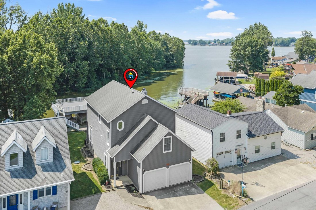 House in Belle Center, Ohio, United States 1 - 17678869