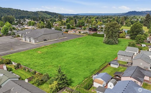 Land in Longview, Washington, United States 1