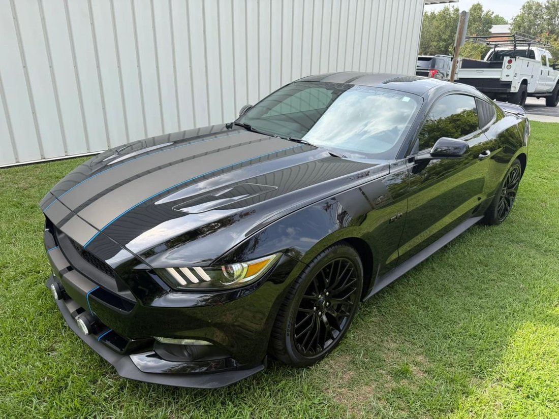 Coupe in Wilmington, NC, United States 1 - 18569860