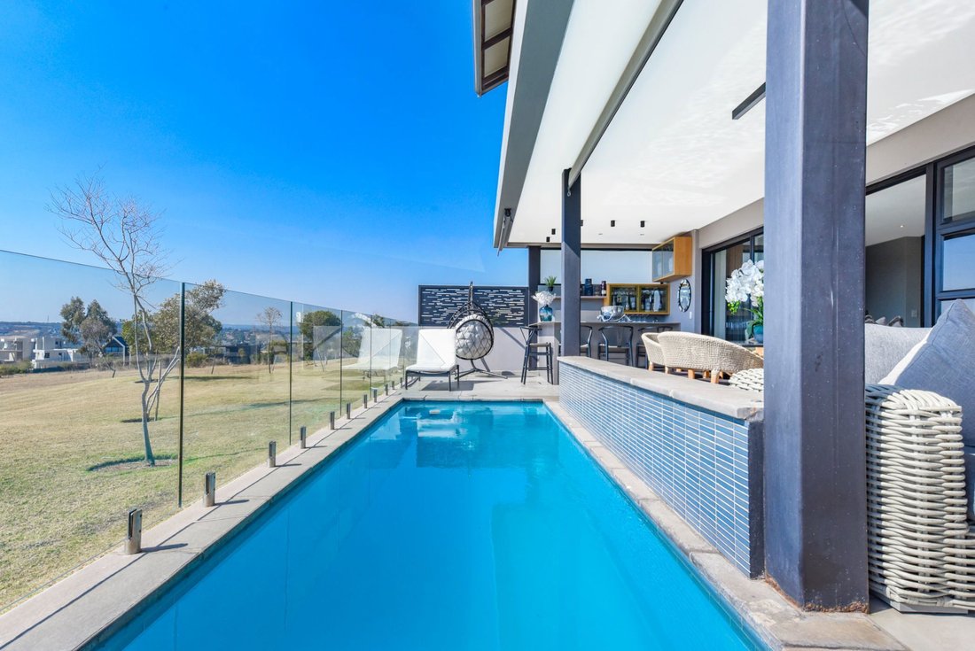 House in Chartwell, Gauteng, South Africa 2 - 18572062
