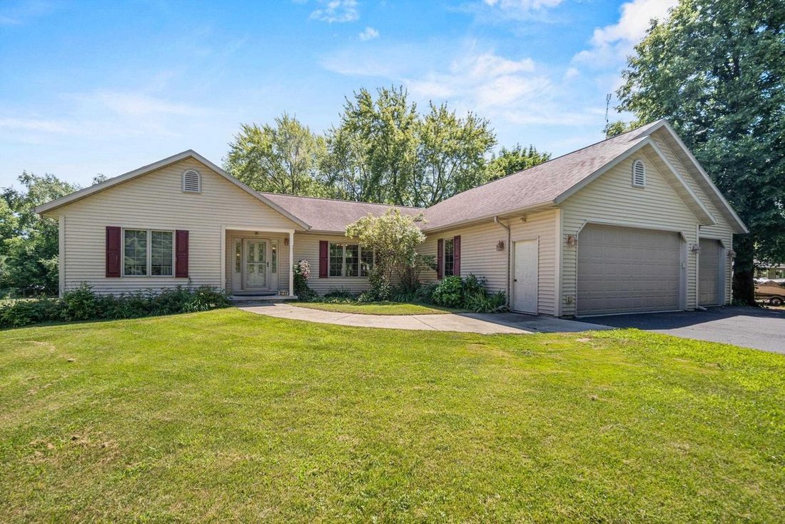 House in Green Lake, Wisconsin, United States 1 - 18567095