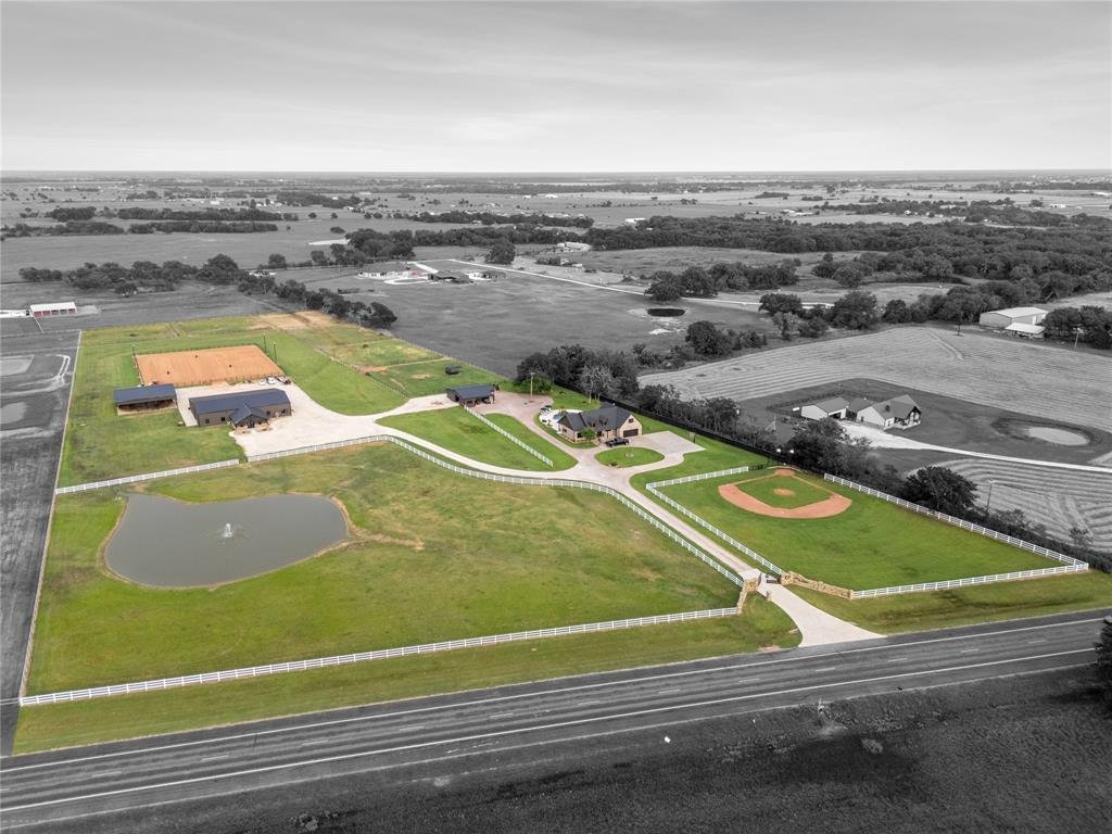 Farm Ranch in Whitesboro, Texas, United States 3 - 18571517