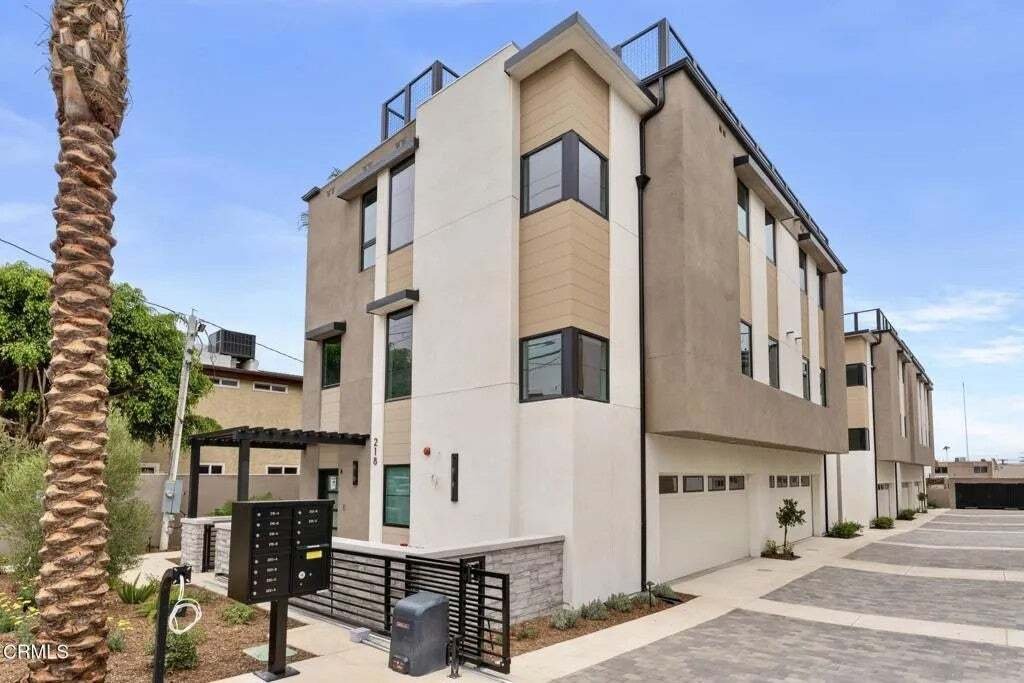 Condo in San Gabriel, California, United States 4 - 18569224