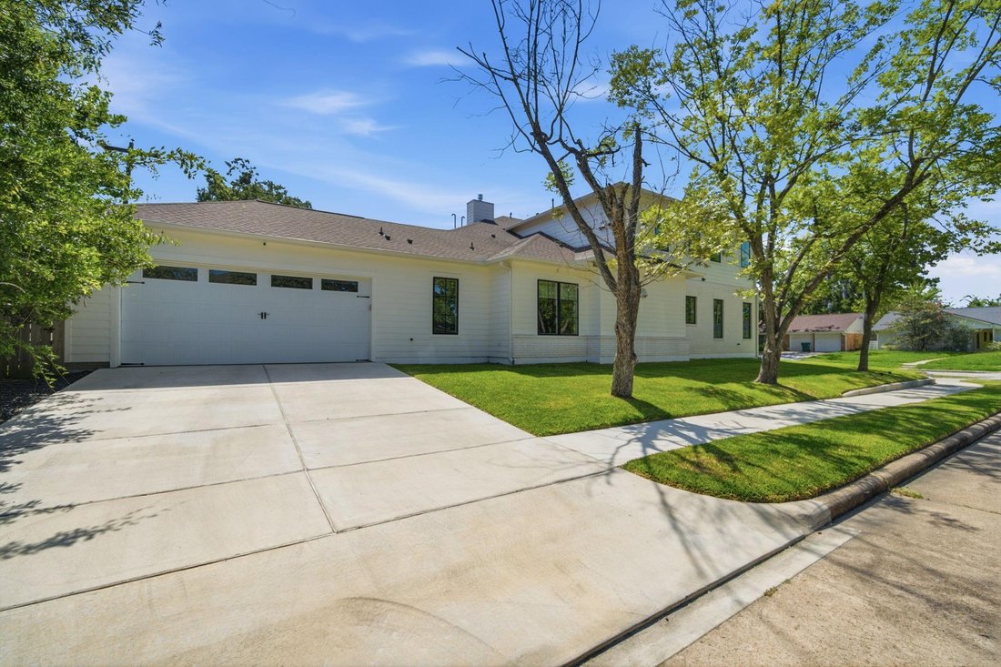 House in Houston, Texas, United States 3 - 18569166