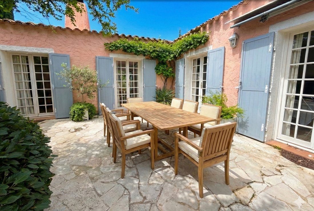 House in Granettes-Jauberte-Sainte Anne, Aix-en-Provence, France 2 - 17962210