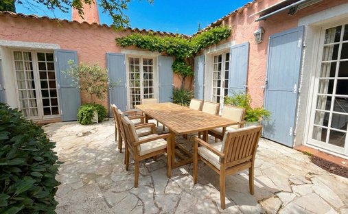 House in Granettes-Jauberte-Sainte Anne, Aix-en-Provence, France 1