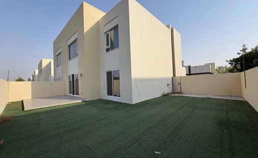 Apartment in Dubai South Golf District, Dubai, United Arab Emirates 1