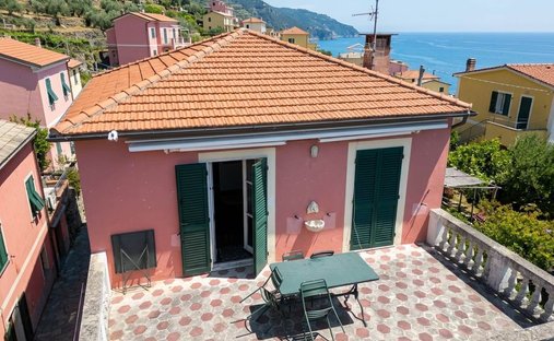 House in Pugliola-Solaro, Lerici, Liguria 1