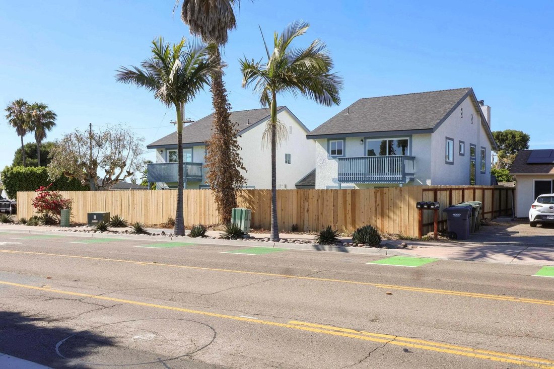Encinitas, California, United States 1 - 18571410
