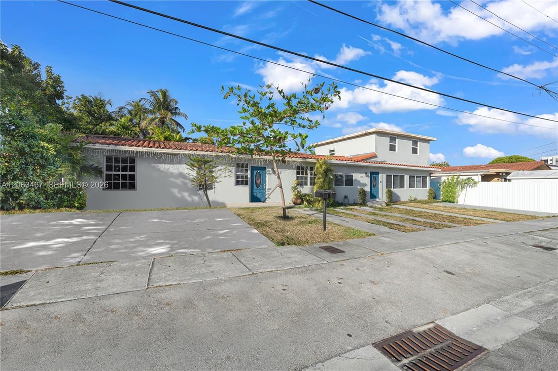 Miami, Florida, United States 3 - 18569481