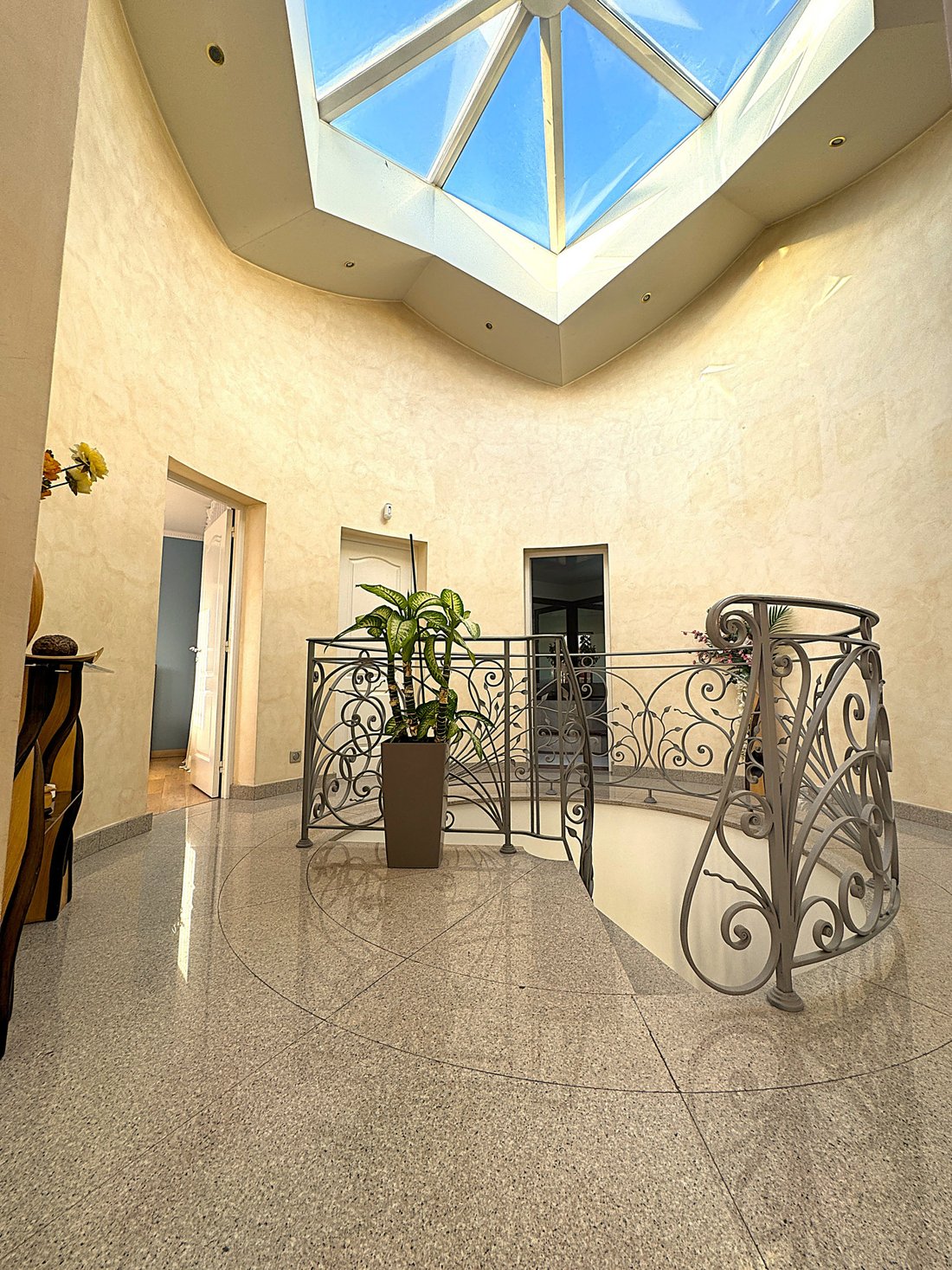 House in Drancy Centre, Drancy, France 2 - 18568902