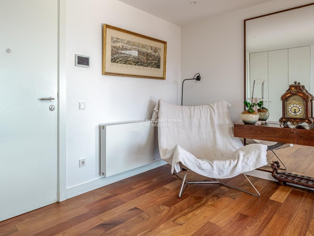 Apartment in Lordelo do Ouro e Massarelos, Porto District, Portugal 3 - 18388325
