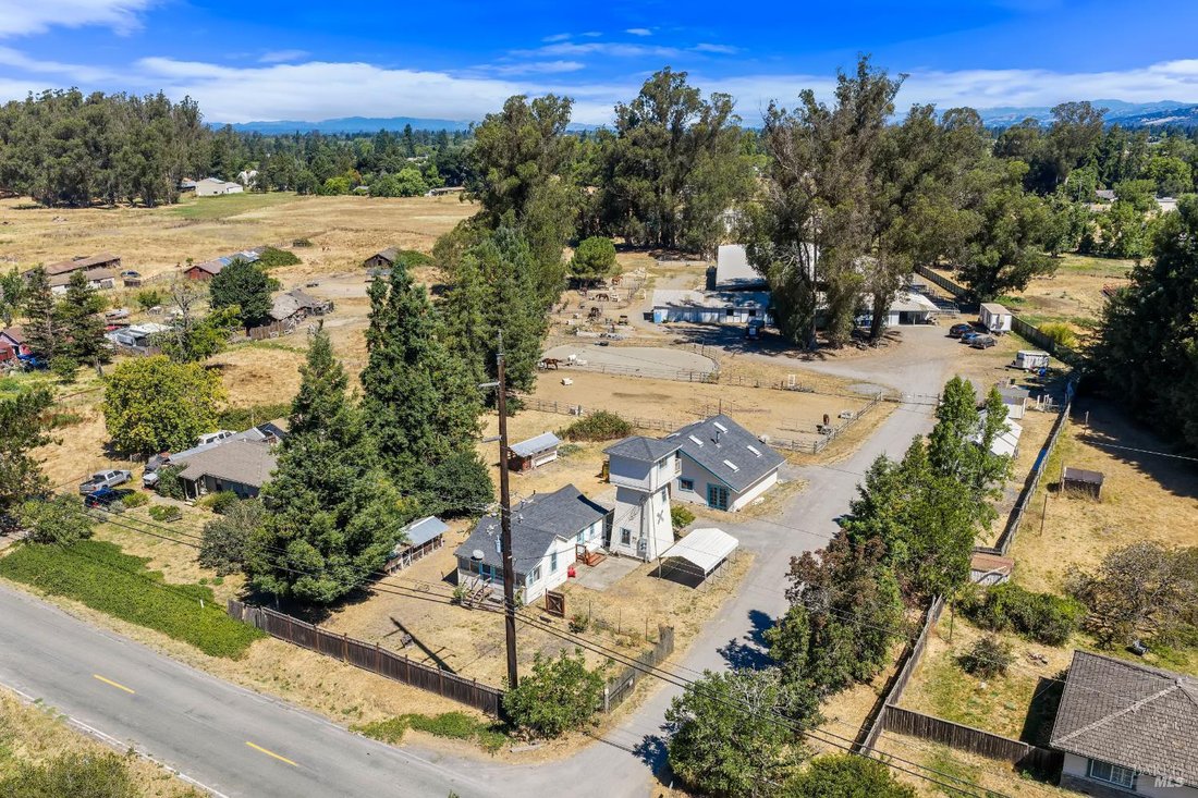 House in Cotati, California, United States 3 - 18572658