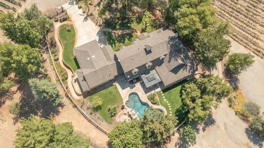 House in Winchester, California, United States 3 - 18567345