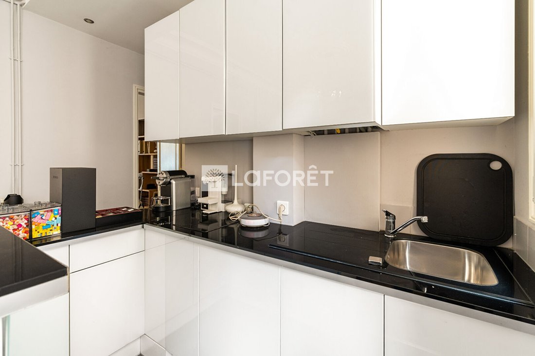 Apartment in La Fourche-Guy Môquet, Paris 17e Arrondissement, Paris 3 - 18567981