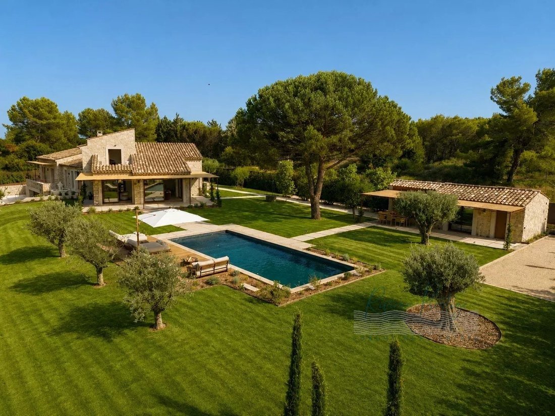 Villa in Mougins, Provence-Alpes-Côte d'Azur, France 1 - 18572239